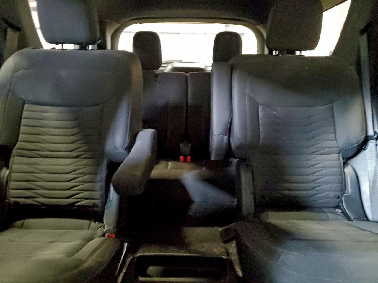 2020 FORD EXPLORER XLT photo 10