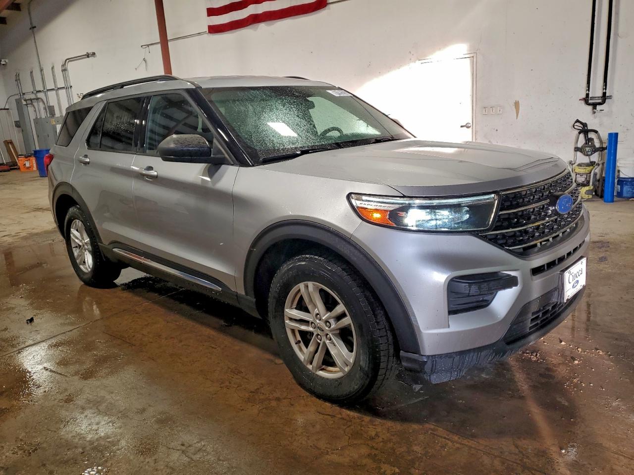 2020 FORD EXPLORER XLT photo 4