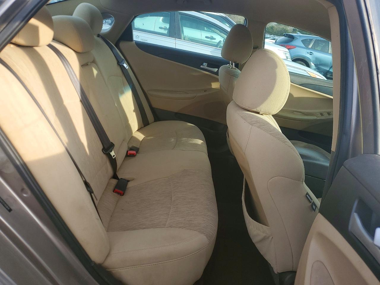 2014 HYUNDAI SONATA GLS photo 10