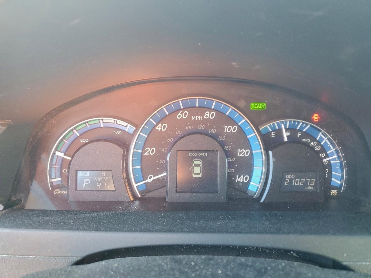2012 TOYOTA CAMRY HYBRID photo 17