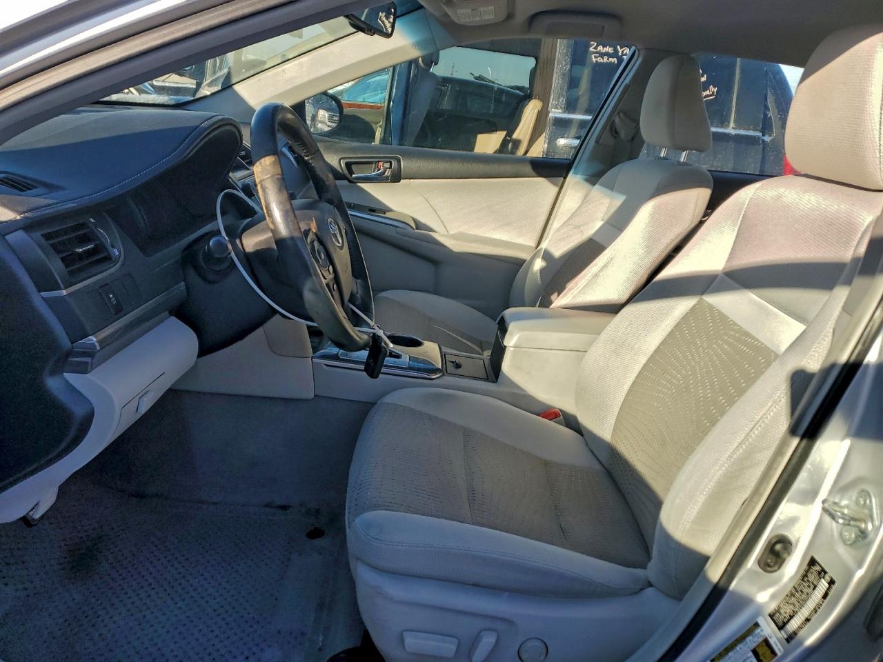 2012 TOYOTA CAMRY HYBRID photo 13