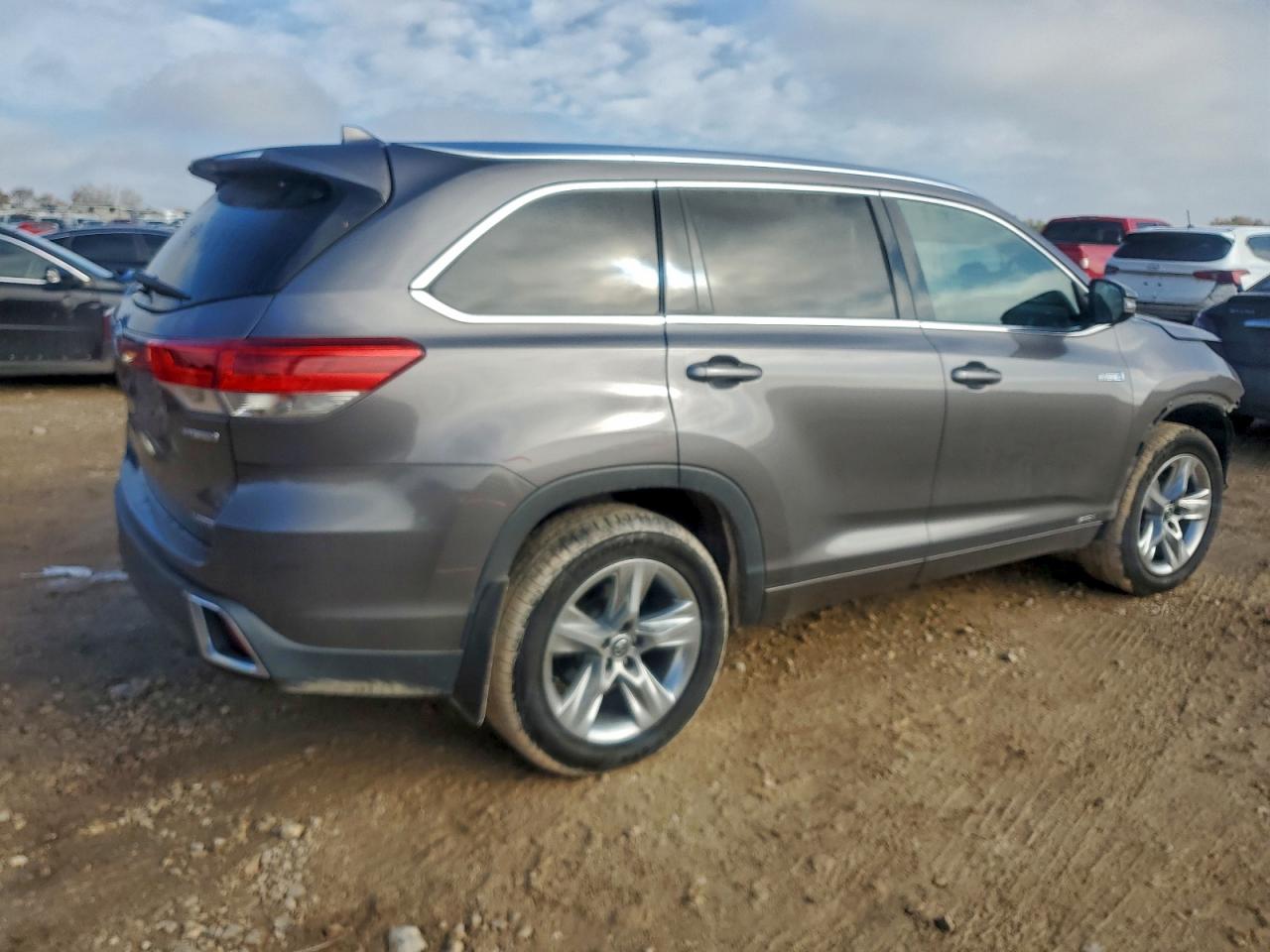2017 TOYOTA HIGHLANDER HYBRID LIMITED photo 3