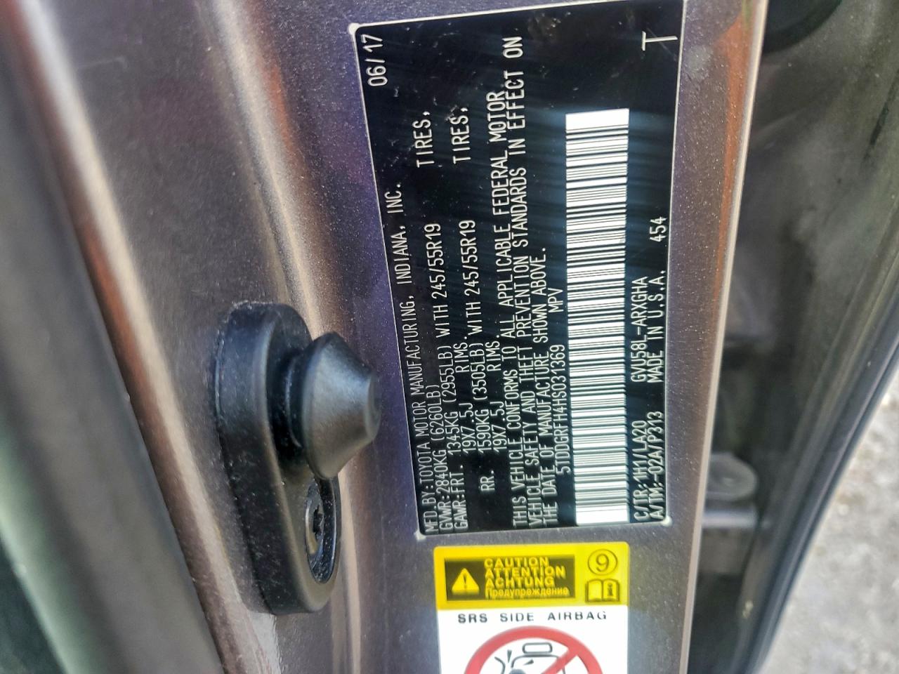 2017 TOYOTA HIGHLANDER HYBRID LIMITED photo 14