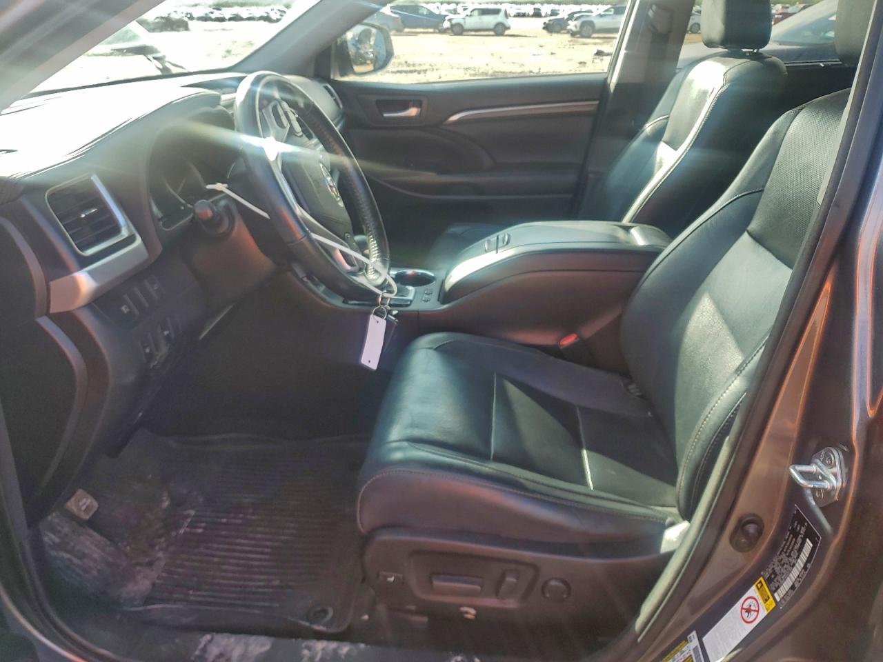 2017 TOYOTA HIGHLANDER HYBRID LIMITED photo 7