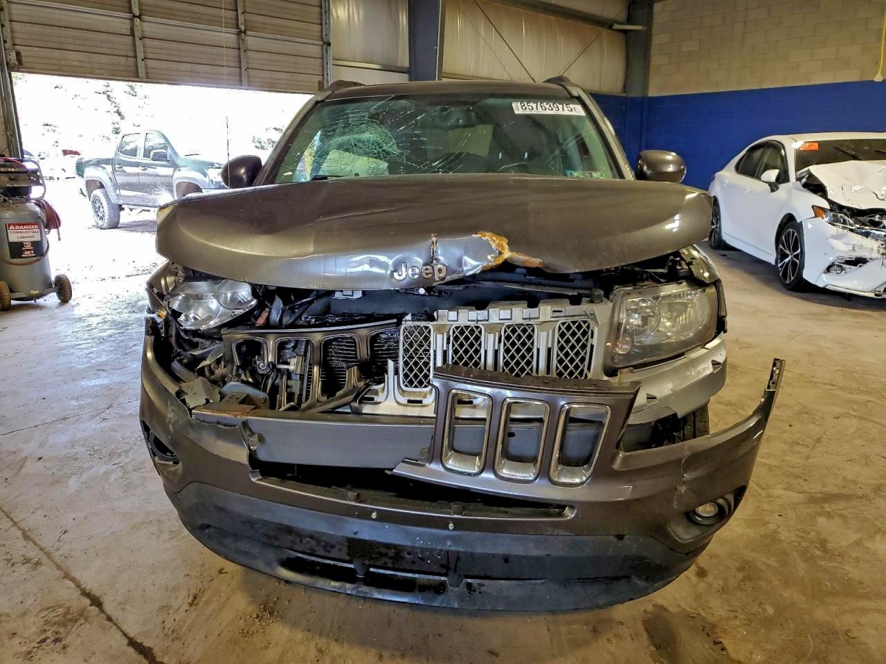 2016 JEEP COMPASS LATITUDE photo 5