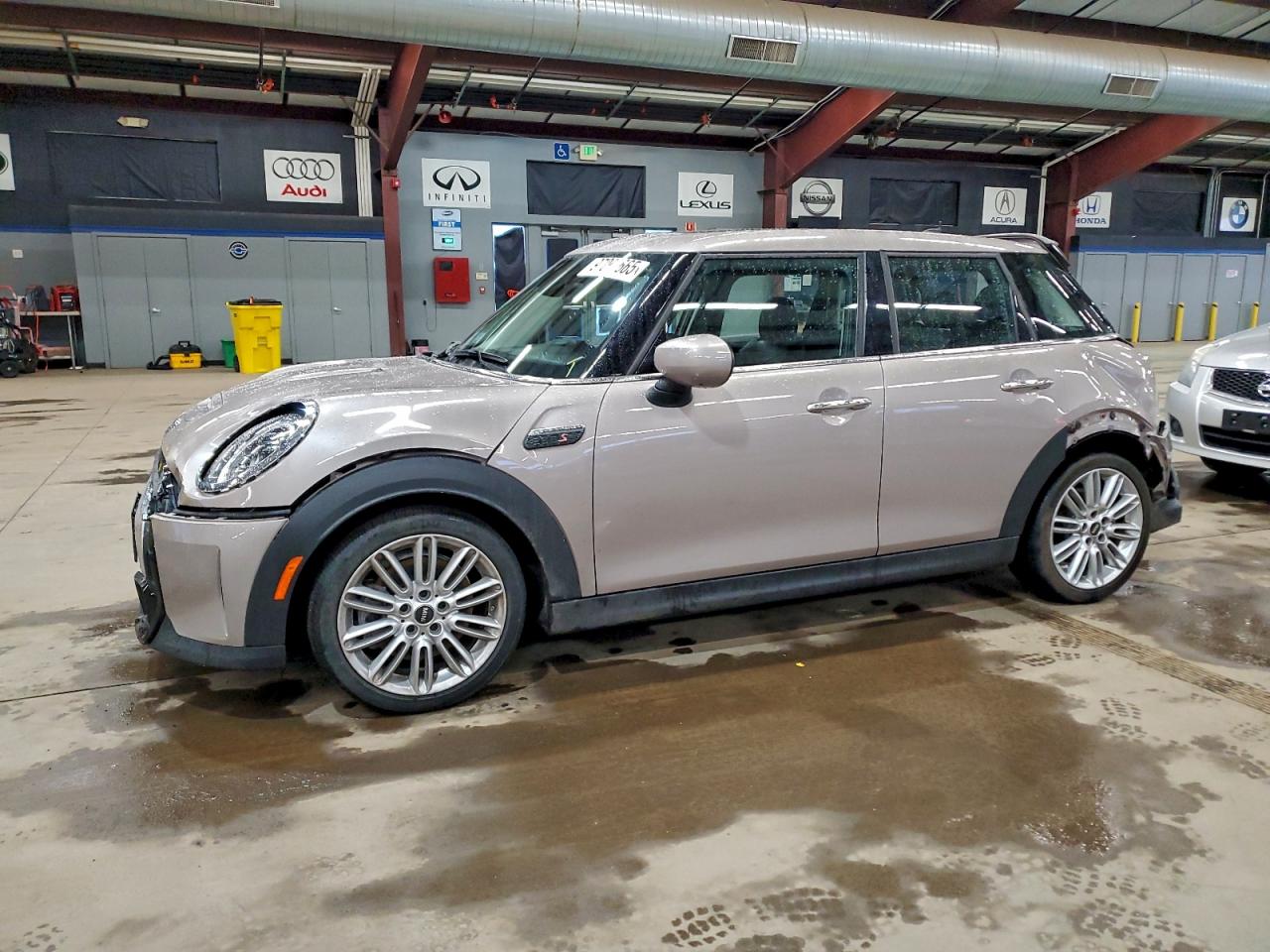 2023 MINI COOPER