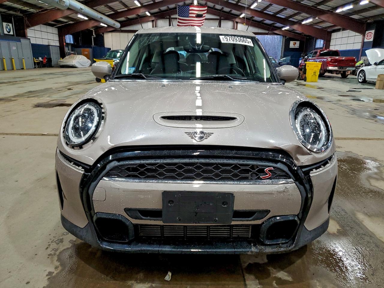 2023 MINI COOPER S photo 5