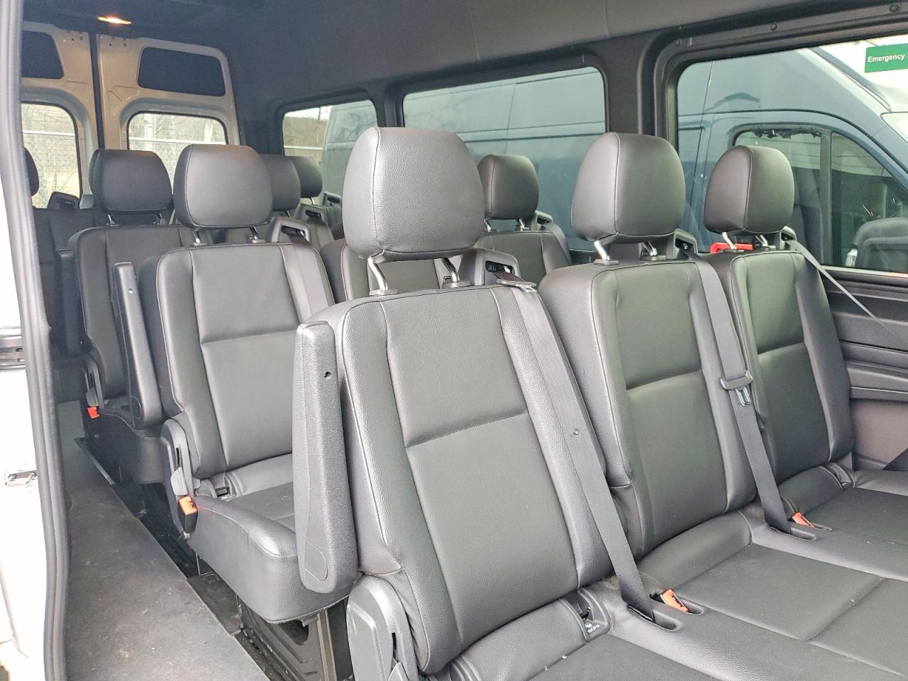 2024 MERCEDES-BENZ SPRINTER 2500 photo 11