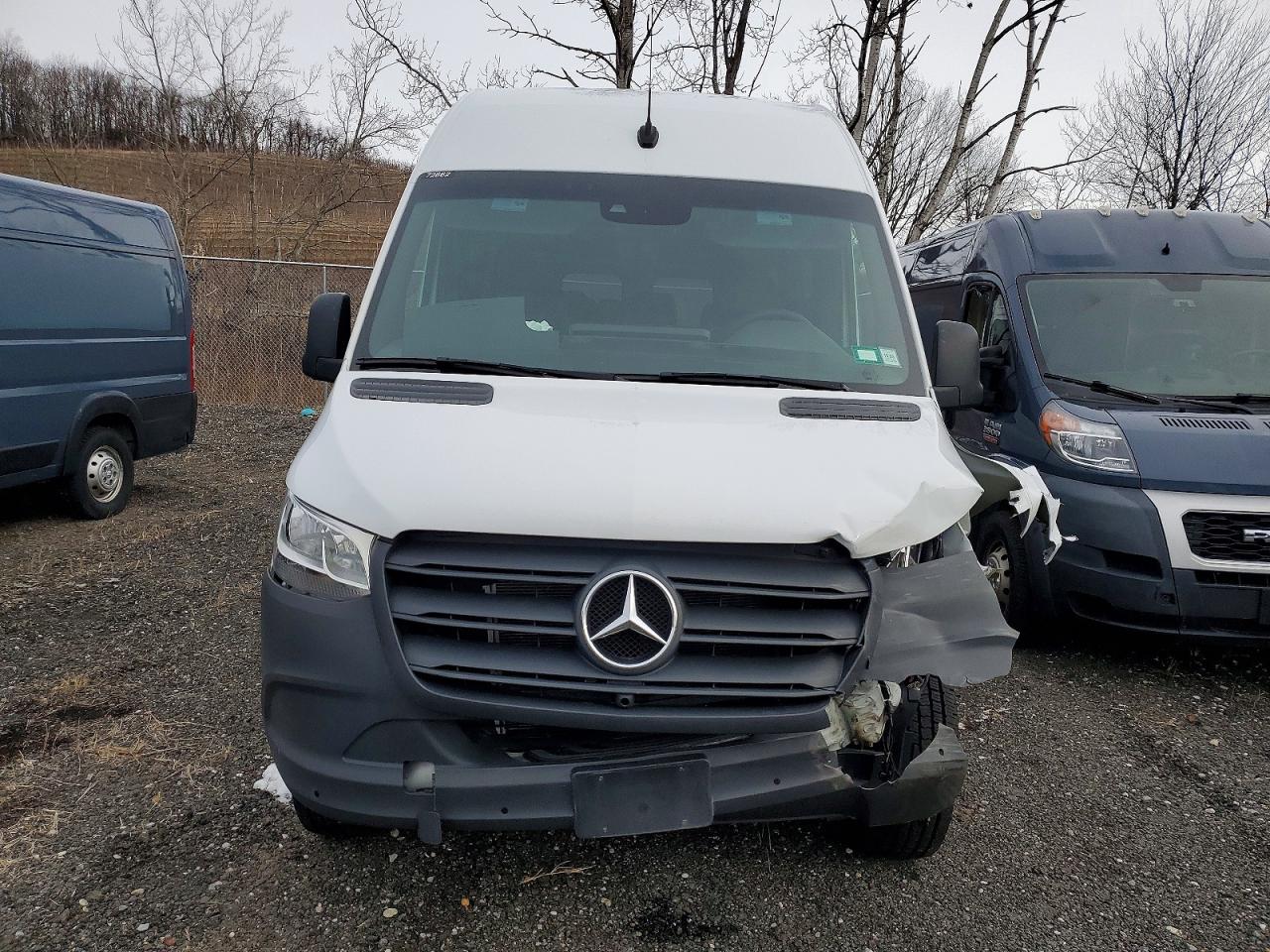 2024 MERCEDES-BENZ SPRINTER 2500 photo 5