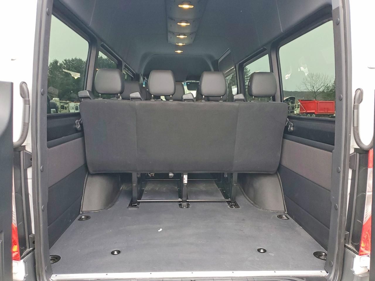 2024 MERCEDES-BENZ SPRINTER 2500 photo 10