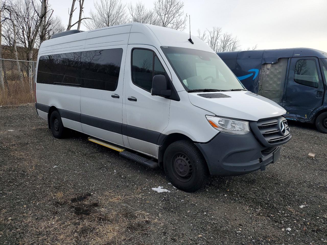 2024 MERCEDES-BENZ SPRINTER 2500 photo 4