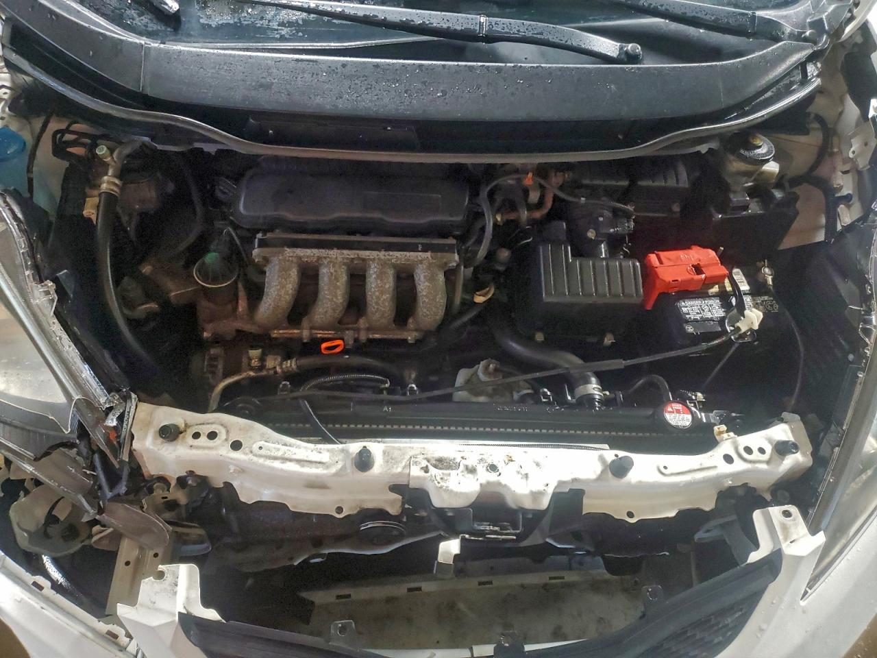 2013 HONDA FIT photo 11