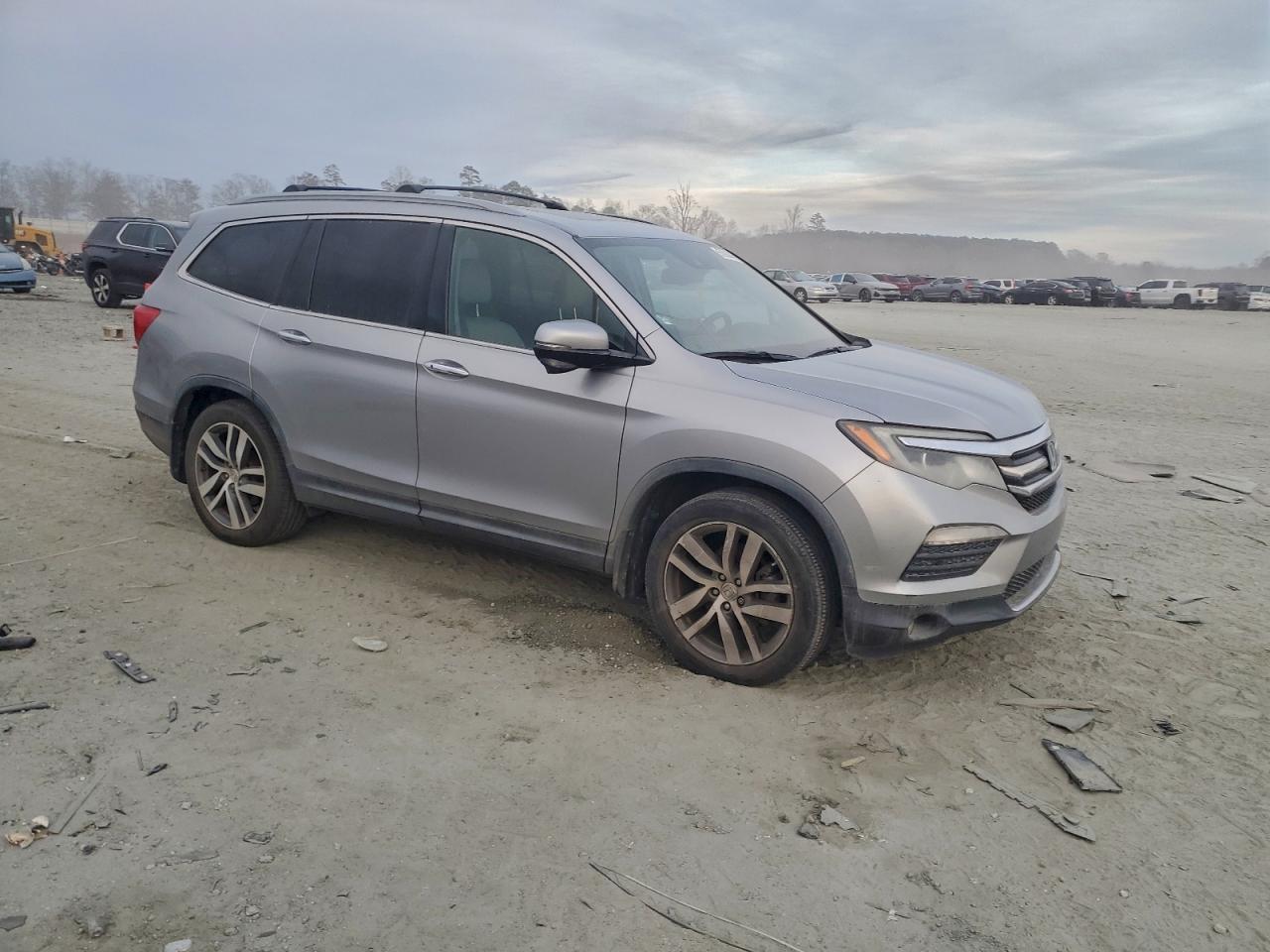 2016 HONDA PILOT TOURING photo 13