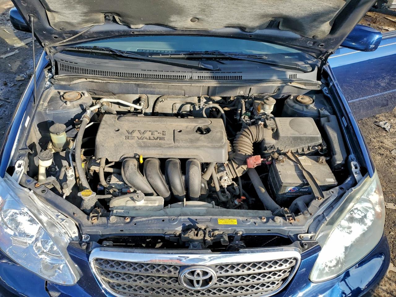 2005 TOYOTA COROLLA CE photo 11