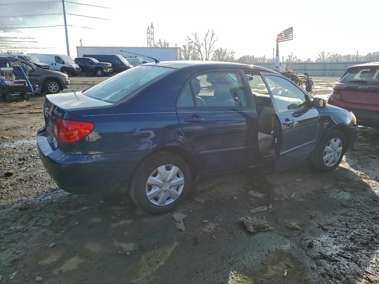 2005 TOYOTA COROLLA CE photo 3