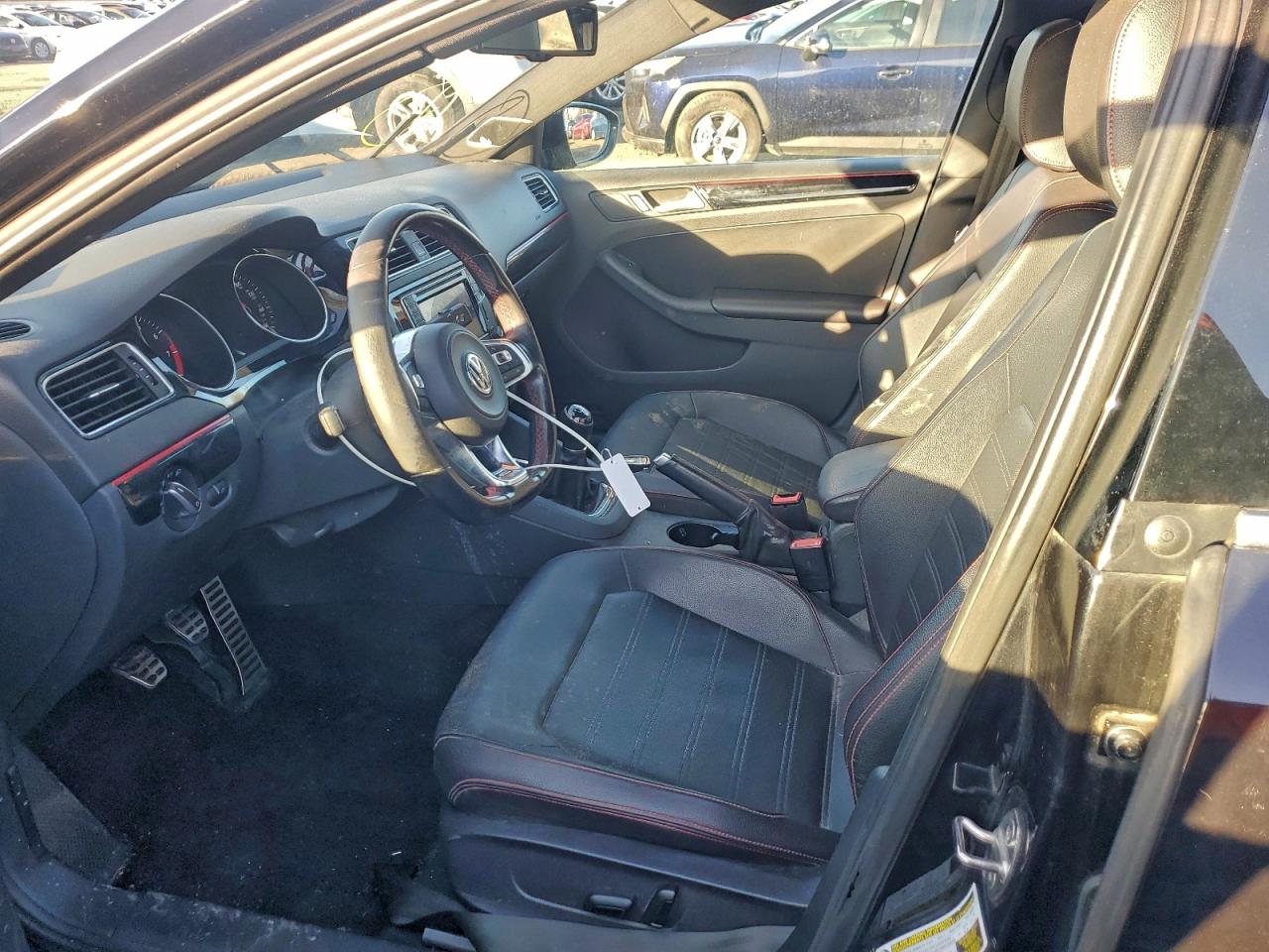 2016 VOLKSWAGEN JETTA GLI photo 13