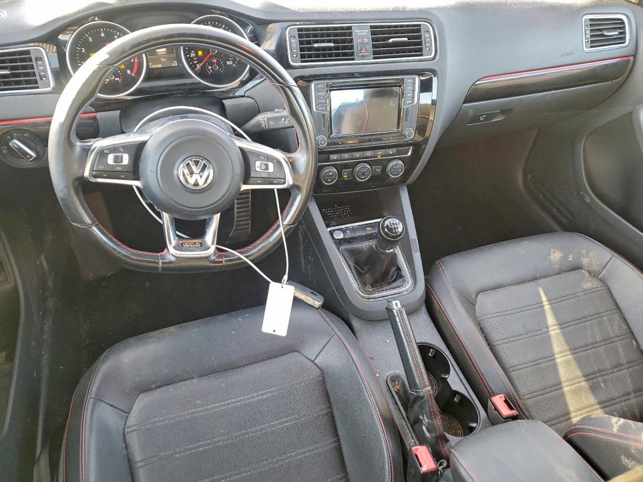 2016 VOLKSWAGEN JETTA GLI photo 15