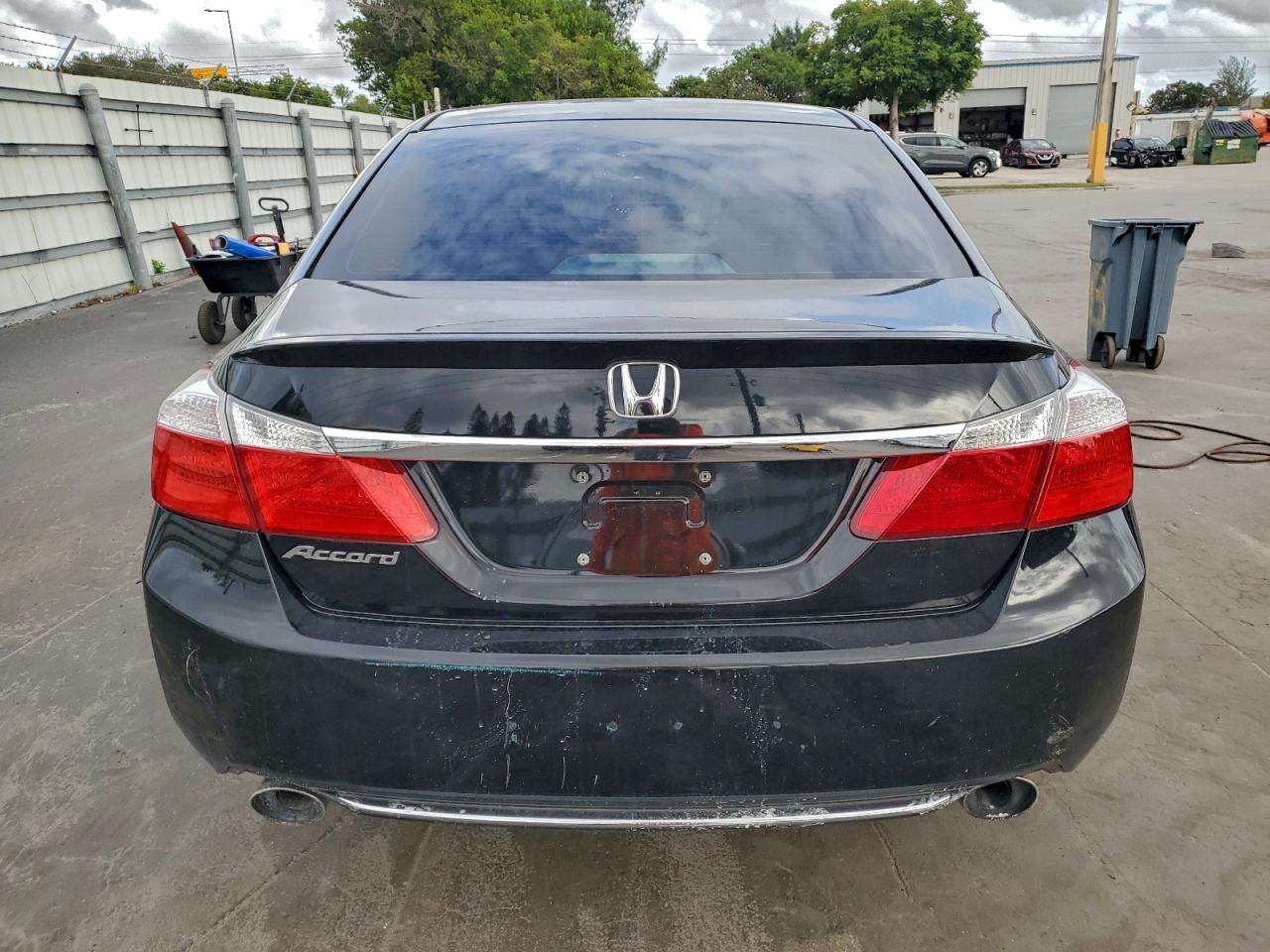 2015 HONDA ACCORD SPORT photo 6