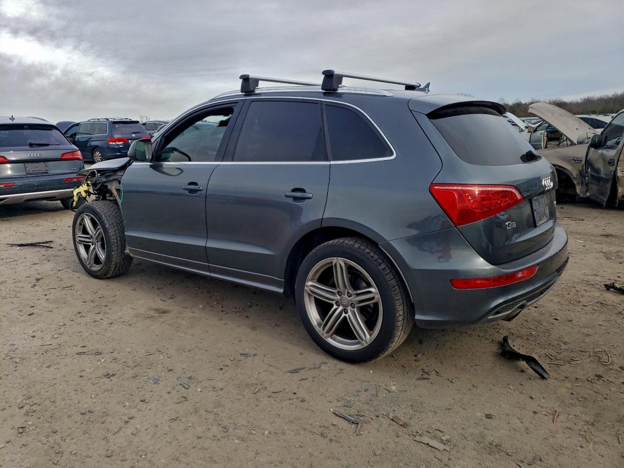 2012 AUDI Q5 PREMIUM PLUS photo 3