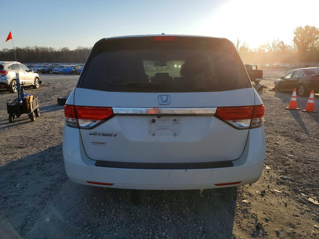 2016 HONDA ODYSSEY EXL photo 11