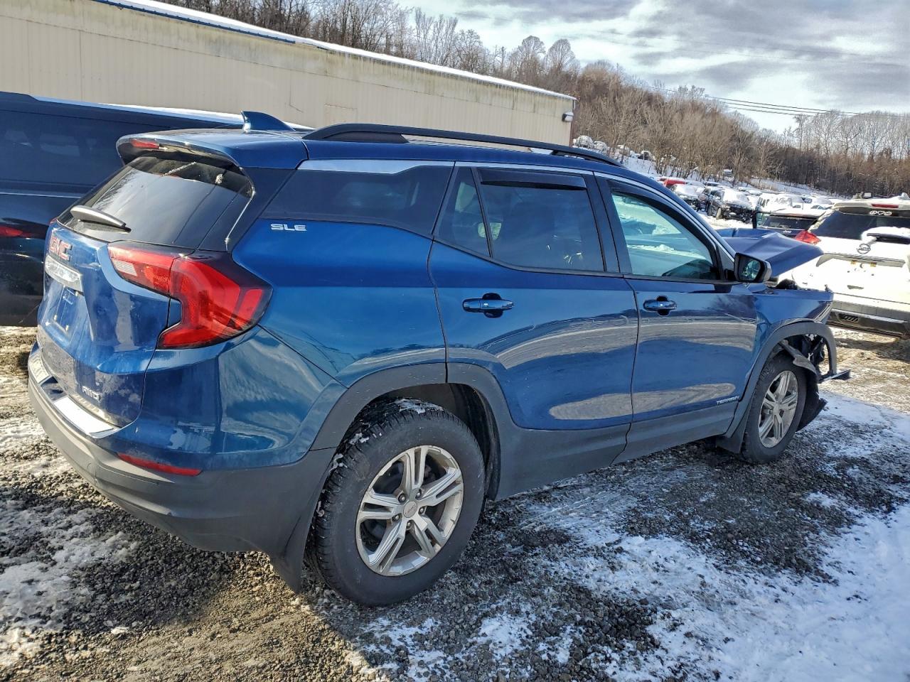 2019 GMC TERRAIN SLE photo 5