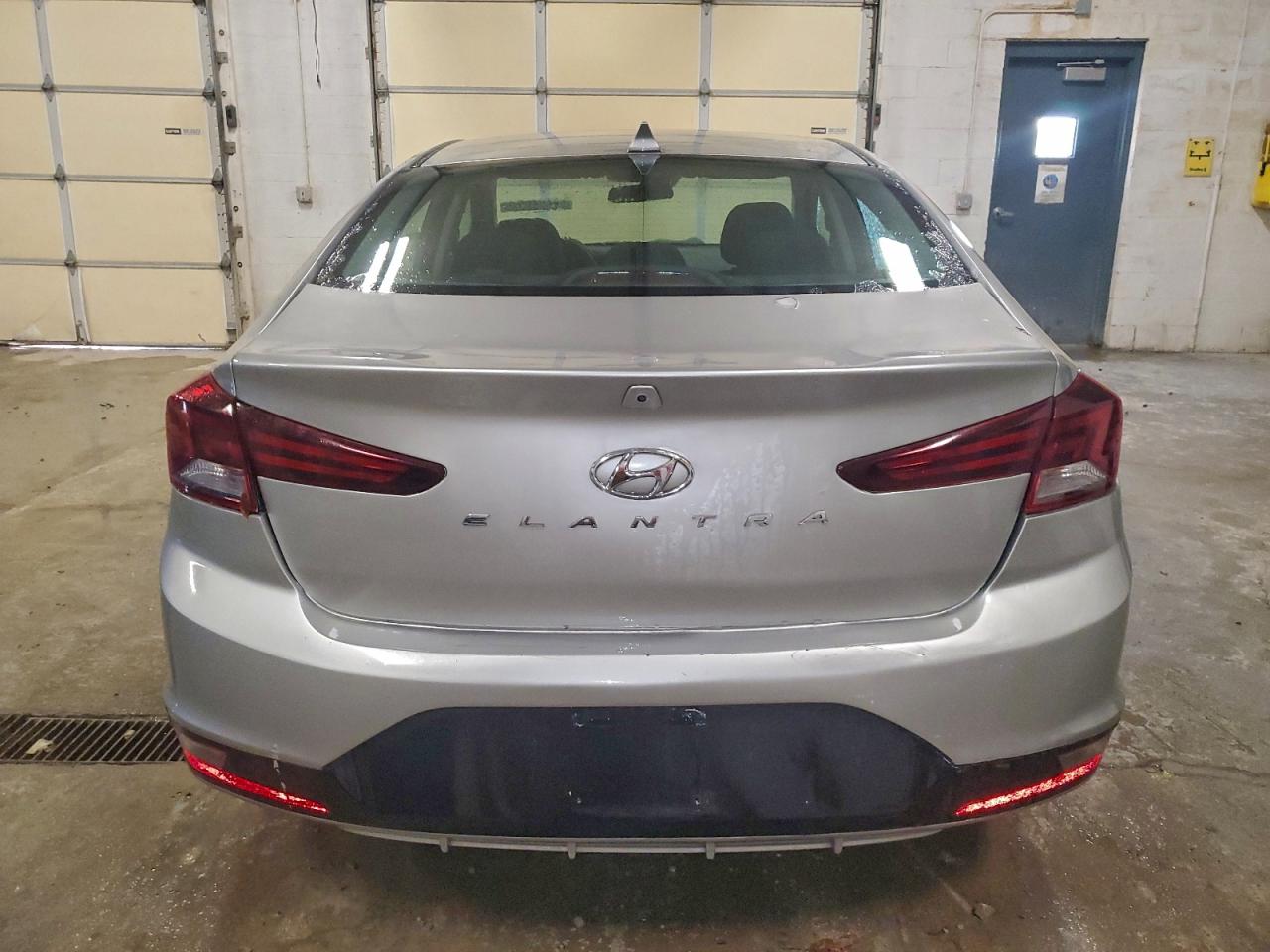 2020 HYUNDAI ELANTRA SEL photo 6