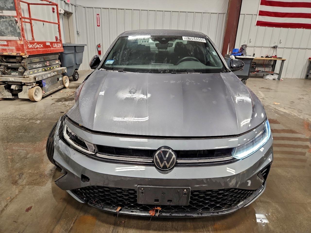 2025 VOLKSWAGEN JETTA SPORT photo 9