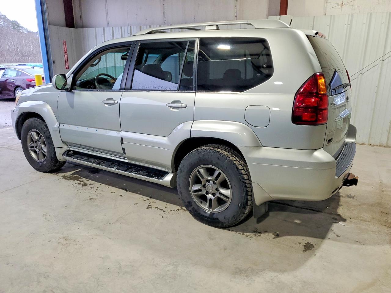 2003 LEXUS GX 470 photo 3