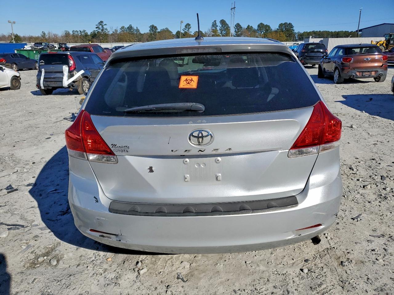 2010 TOYOTA VENZA photo 6