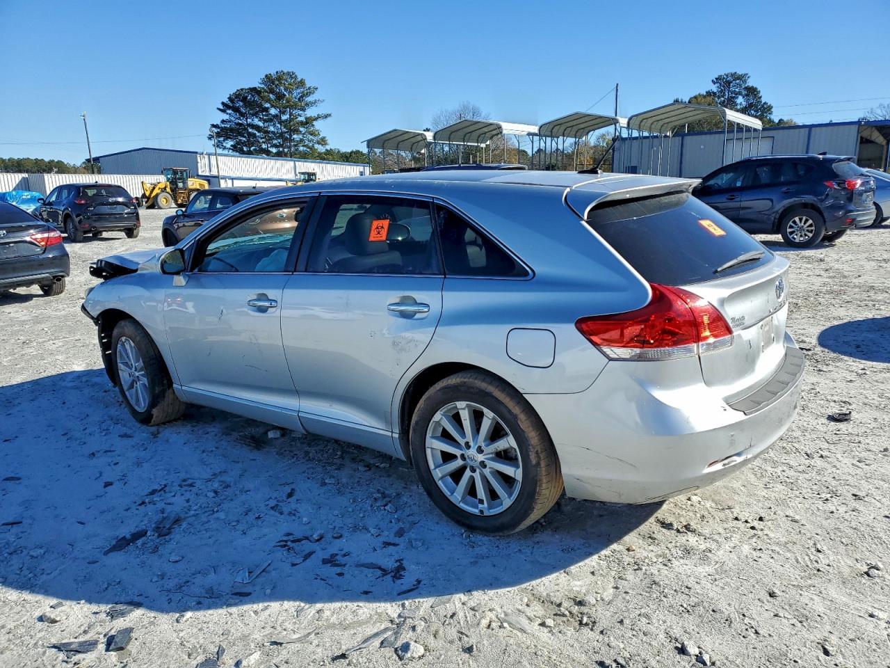 2010 TOYOTA VENZA photo 2