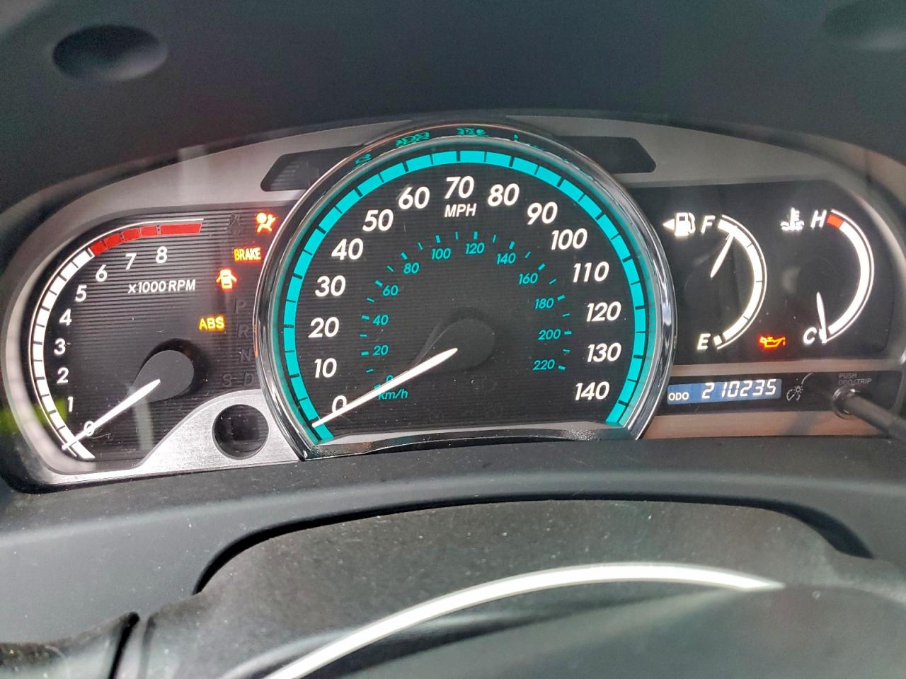 2010 TOYOTA VENZA photo 9