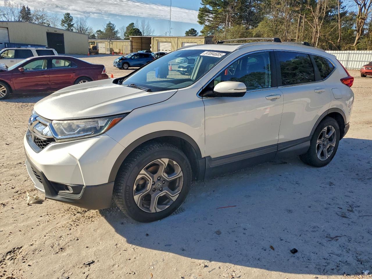 2017 HONDA CR-V EX — MINOR DENT/SCRATCHES damage — photo 1