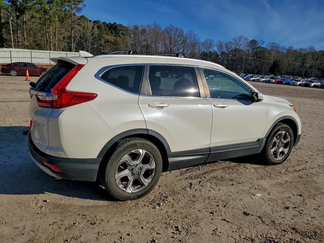 2017 HONDA CR-V EX photo 3
