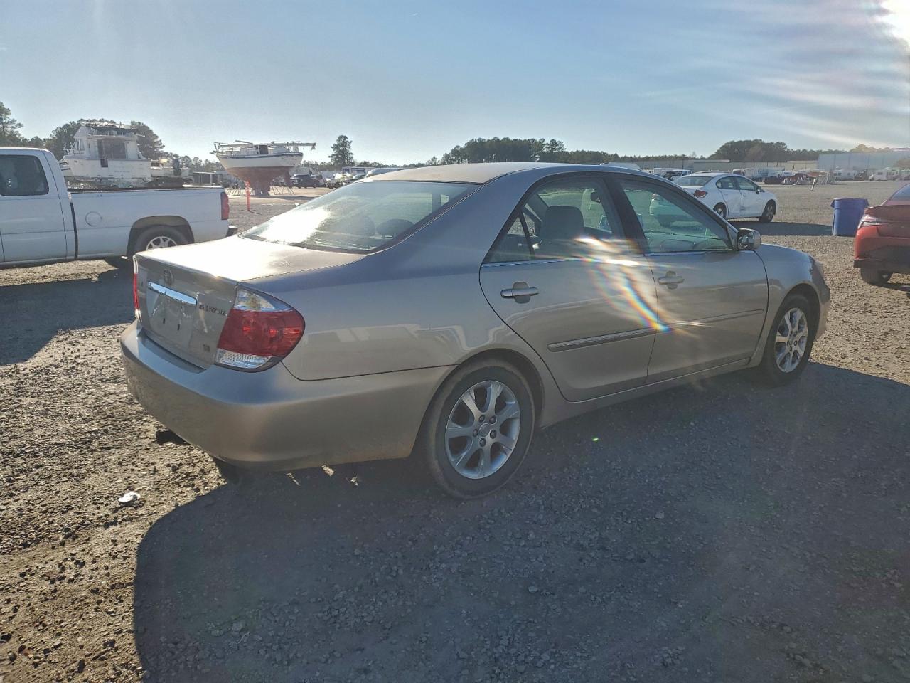 2005 TOYOTA CAMRY LE photo 5