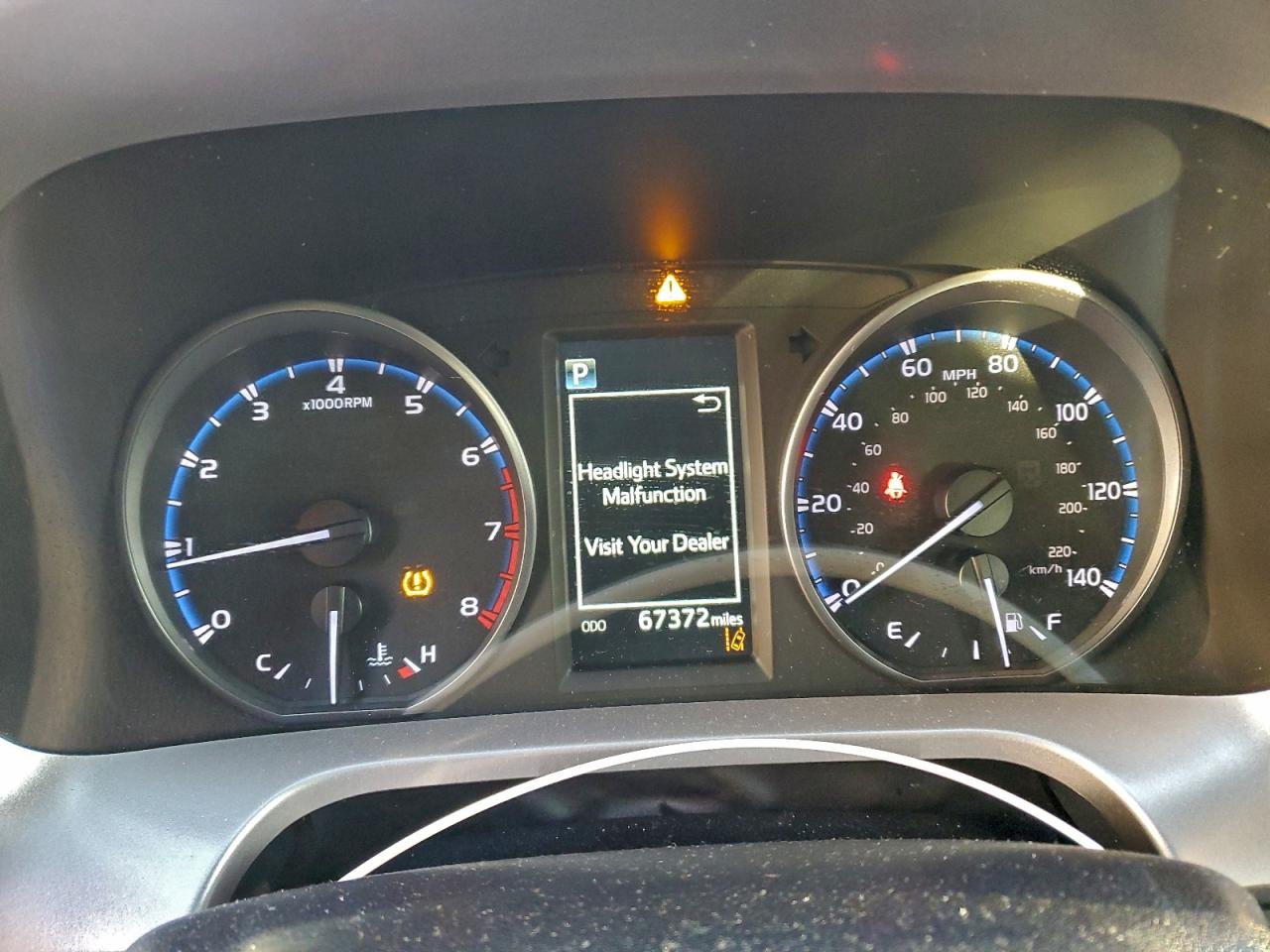2018 TOYOTA RAV4 LE photo 25