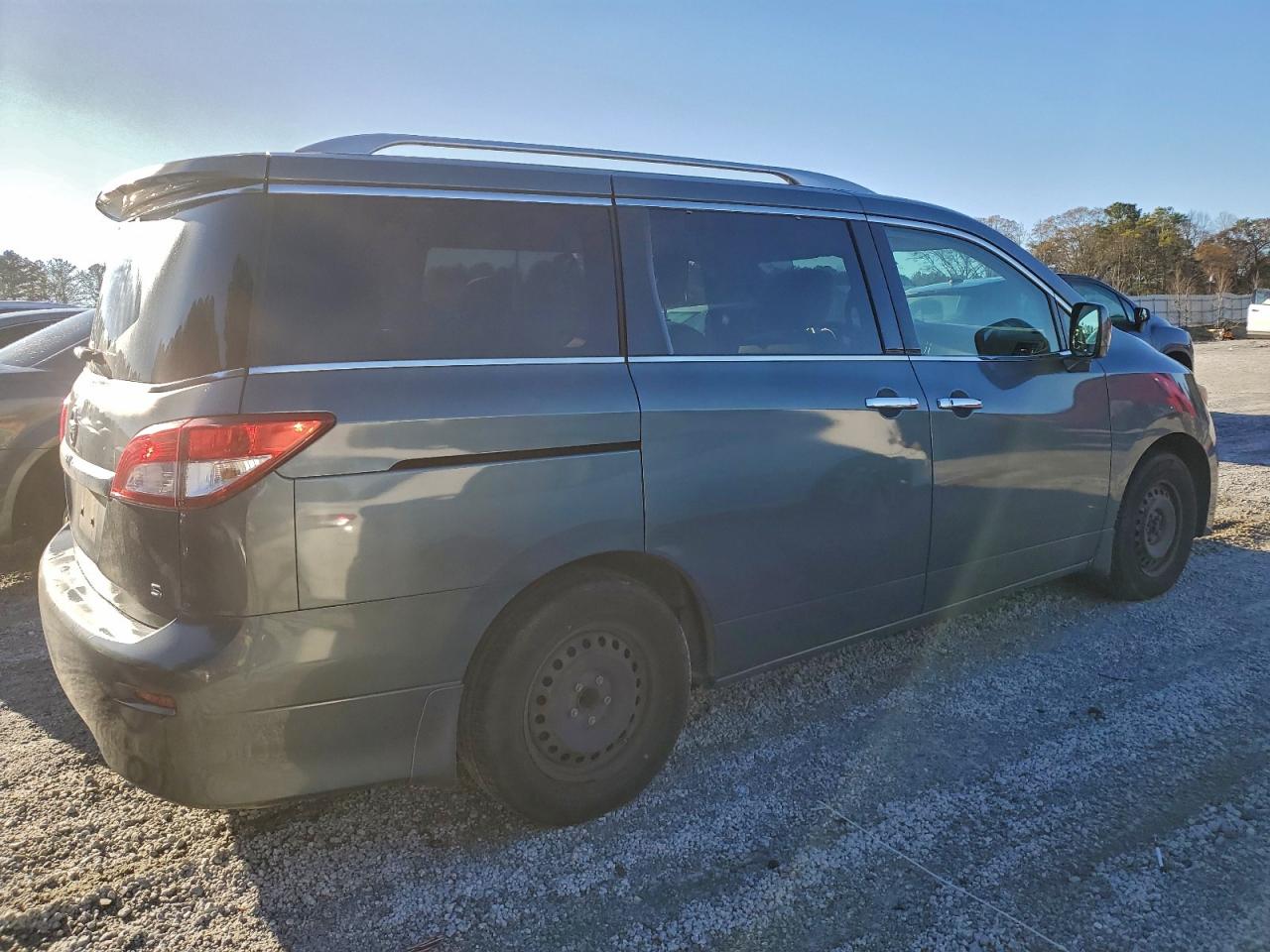 2012 NISSAN QUEST S photo 7