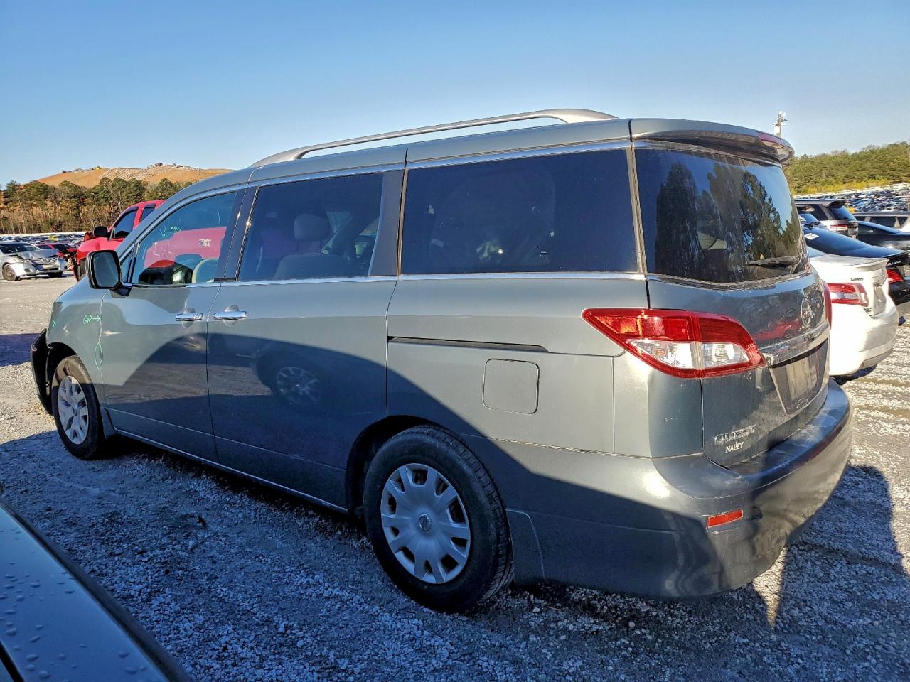 2012 NISSAN QUEST S photo 4
