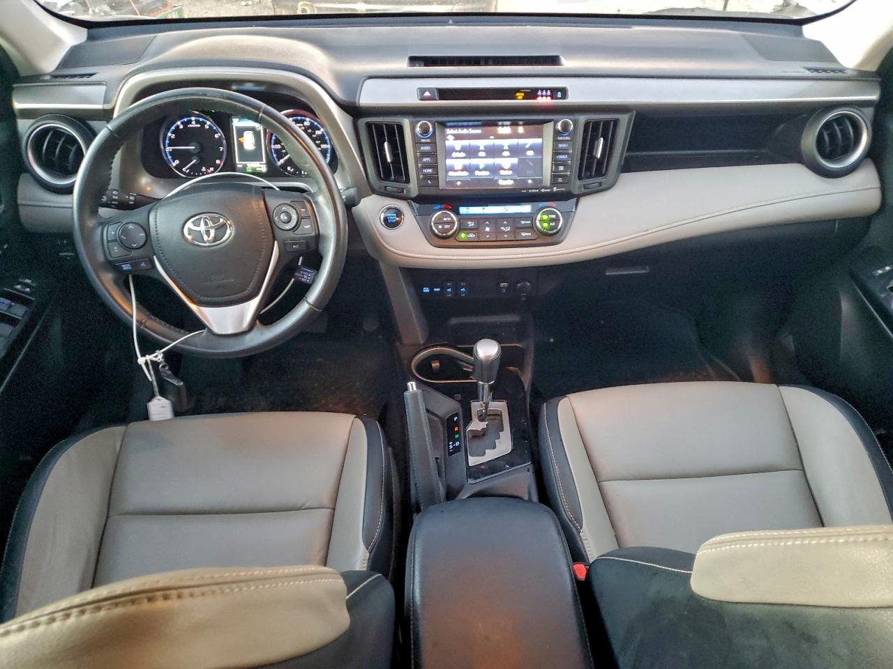 2017 TOYOTA RAV4 LIMITED photo 22