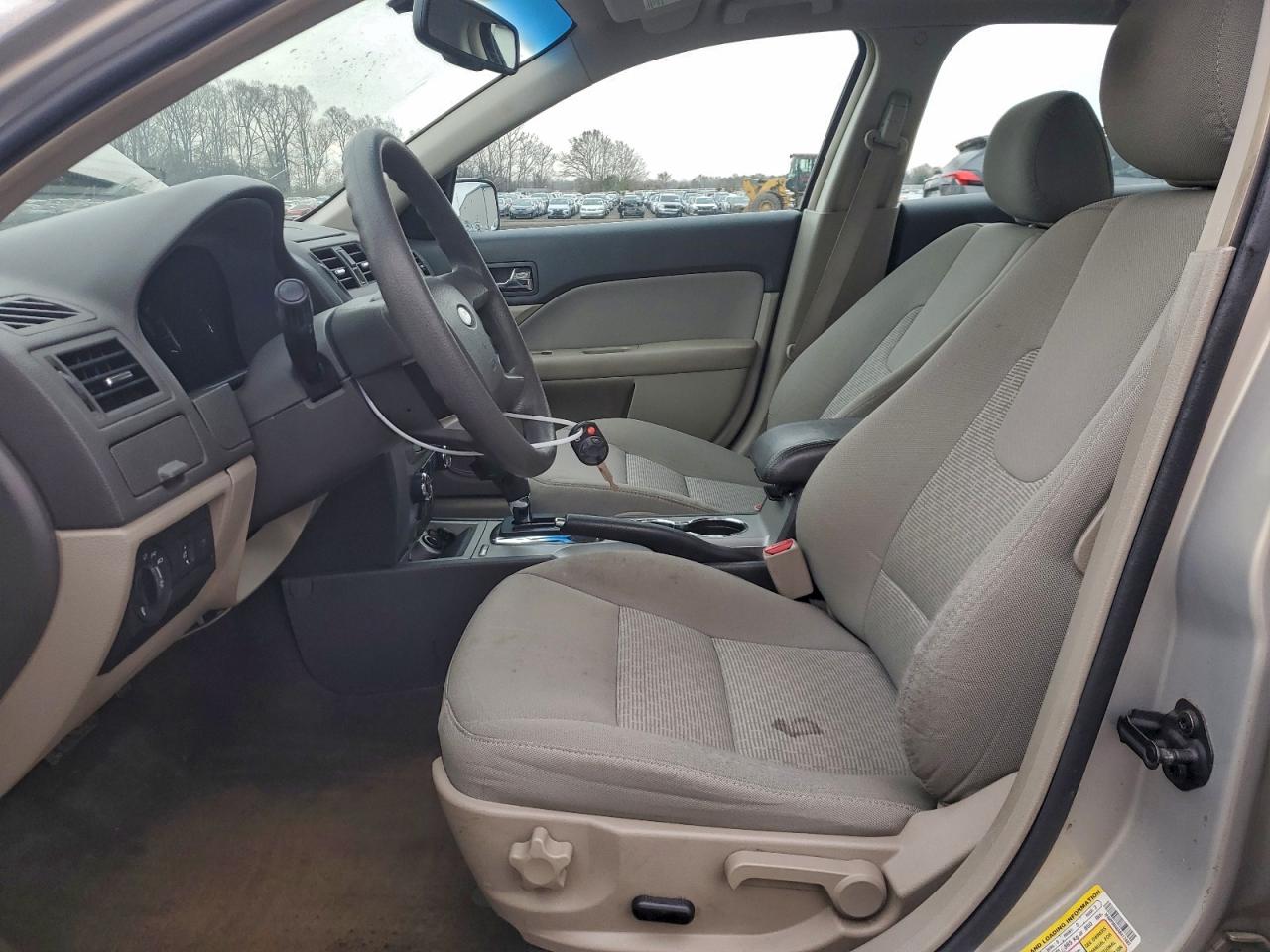 2010 FORD FUSION SE photo 7
