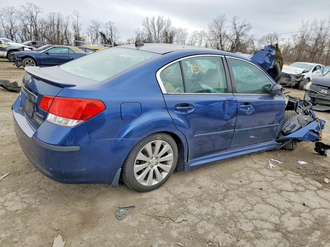 2011 SUBARU LEGACY 2.5I LIMITED photo 3