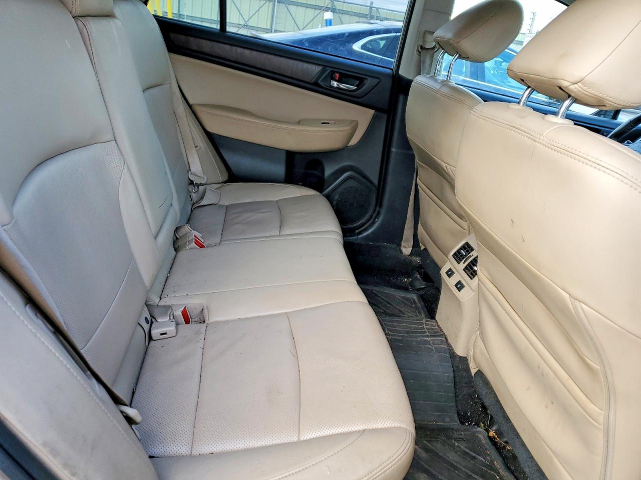 2015 SUBARU OUTBACK 2.5I LIMITED photo 11