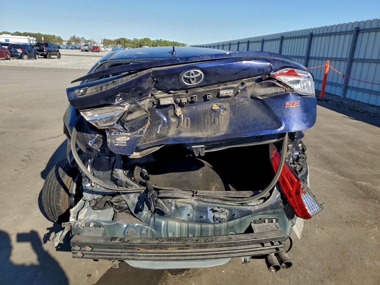 2021 TOYOTA COROLLA SE photo 6
