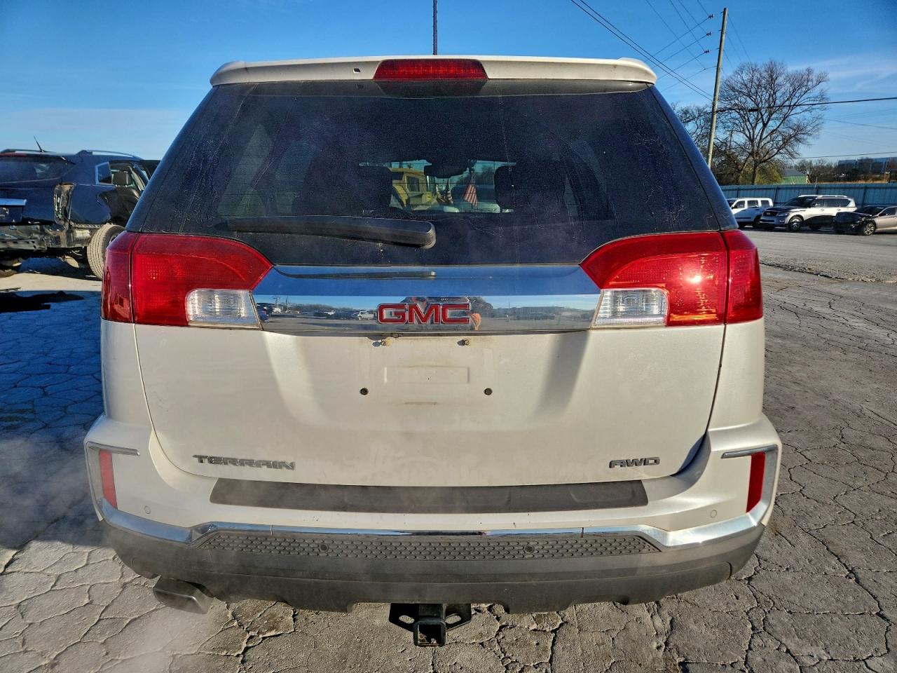 2017 GMC TERRAIN SLE photo 11