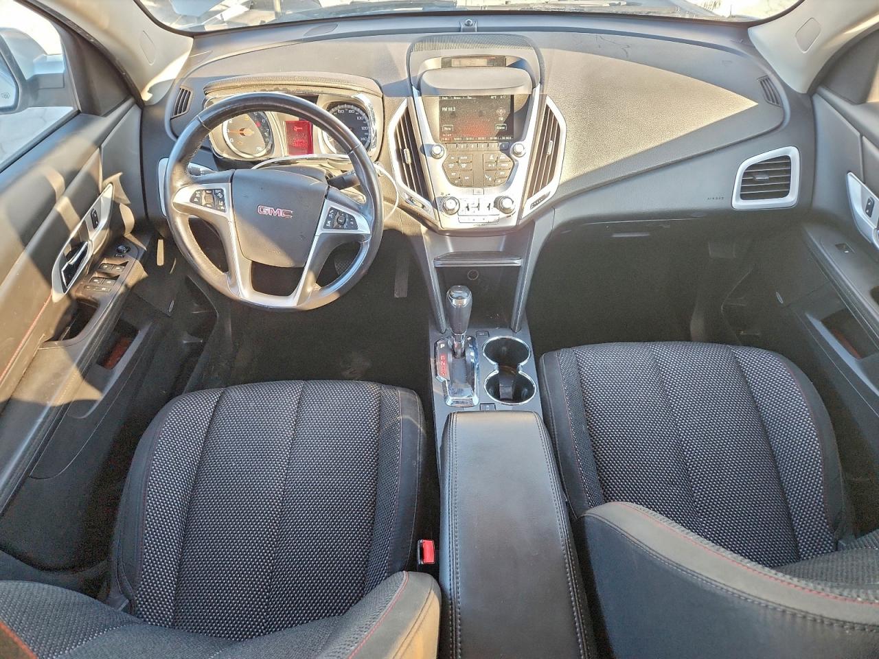 2017 GMC TERRAIN SLE photo 15