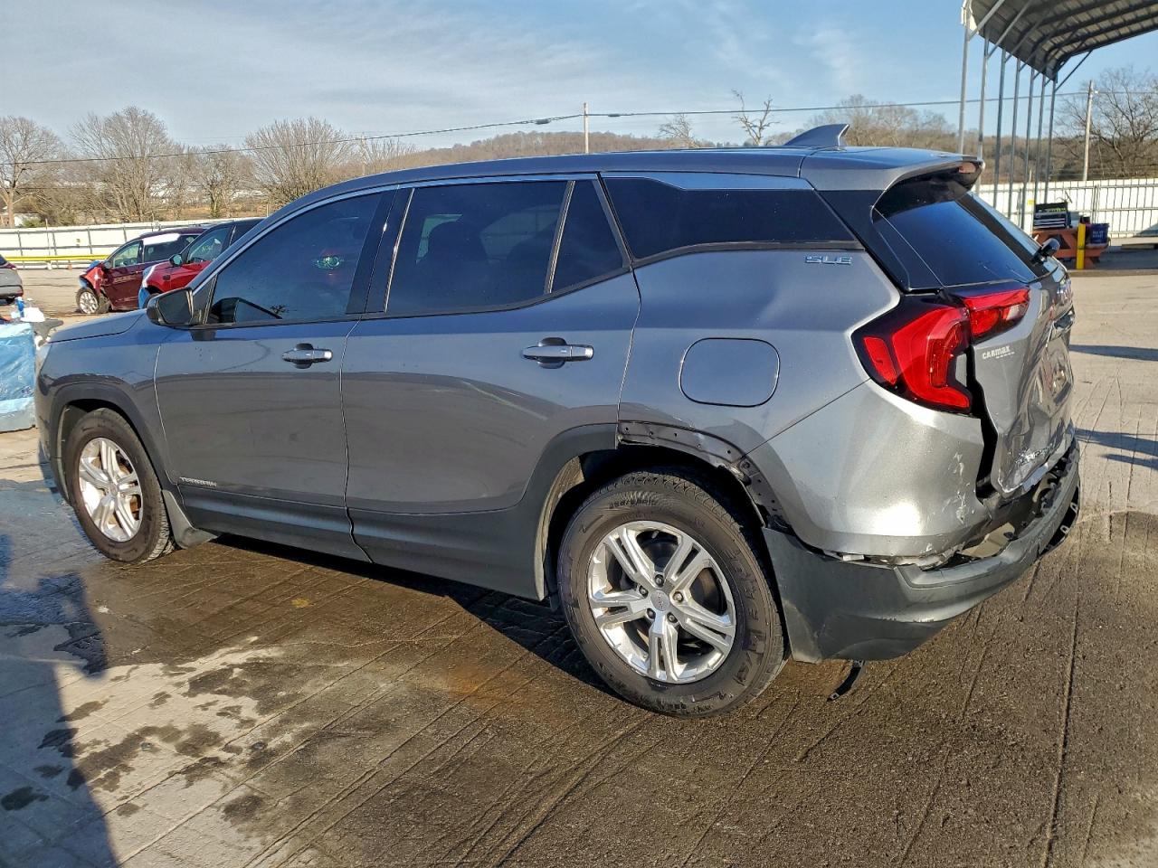 2019 GMC TERRAIN SLE photo 4