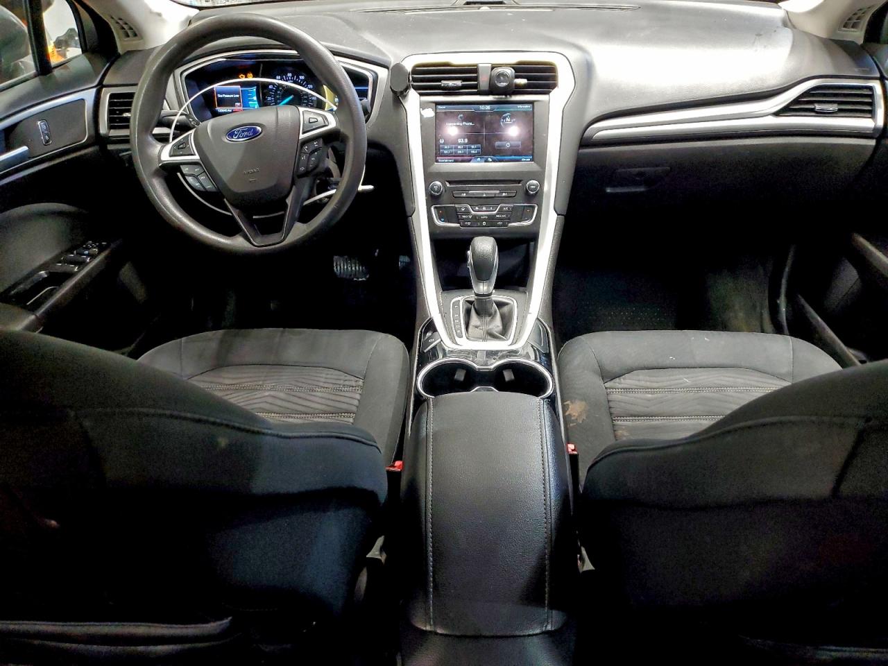 2016 FORD FUSION SE photo 22