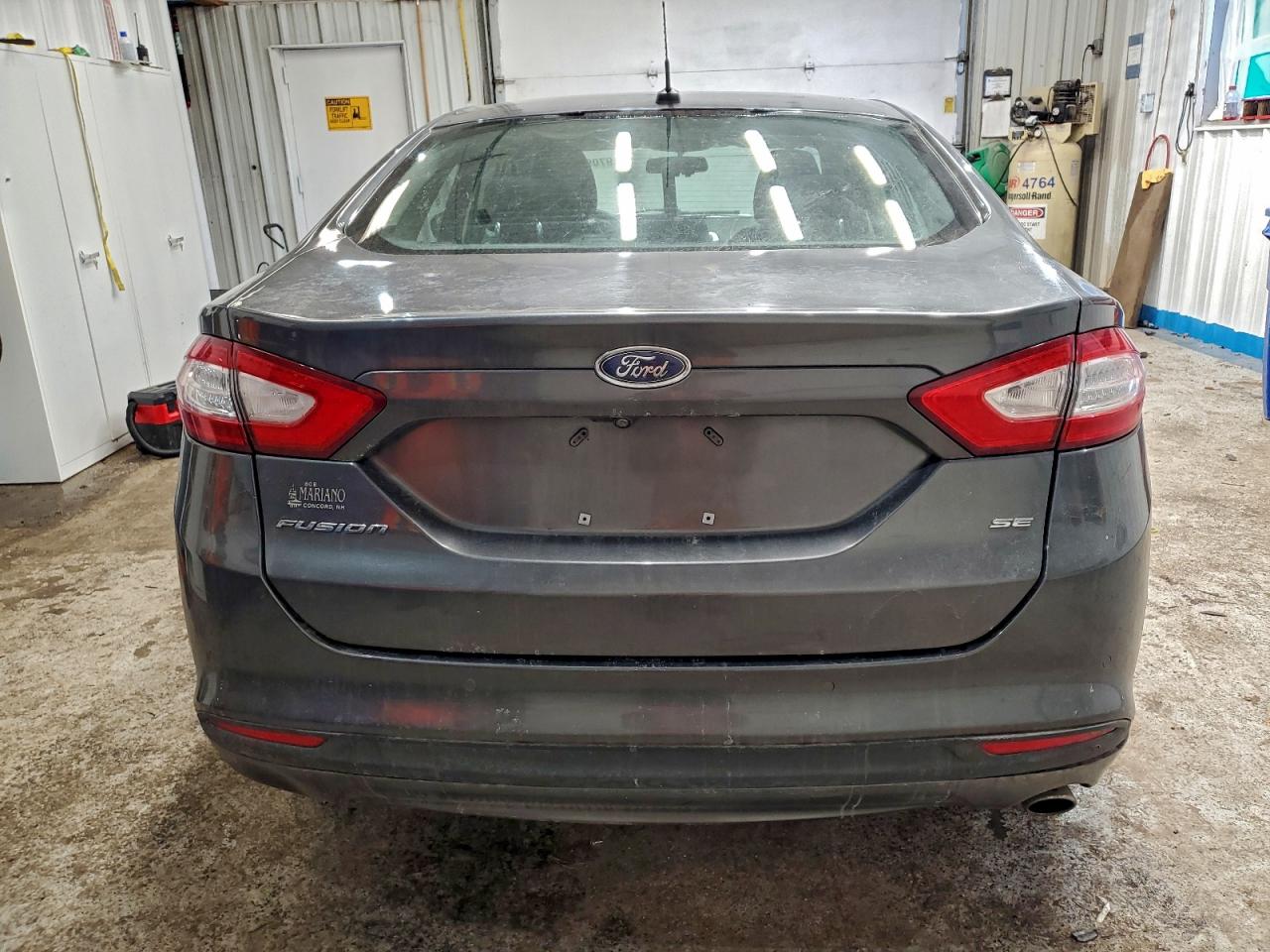 2016 FORD FUSION SE photo 16