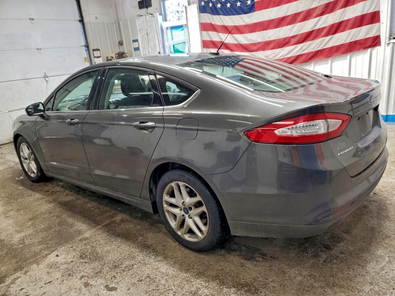 2016 FORD FUSION SE photo 4