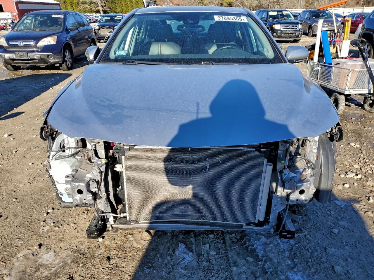 2019 TOYOTA CAMRY HYBRID photo 9