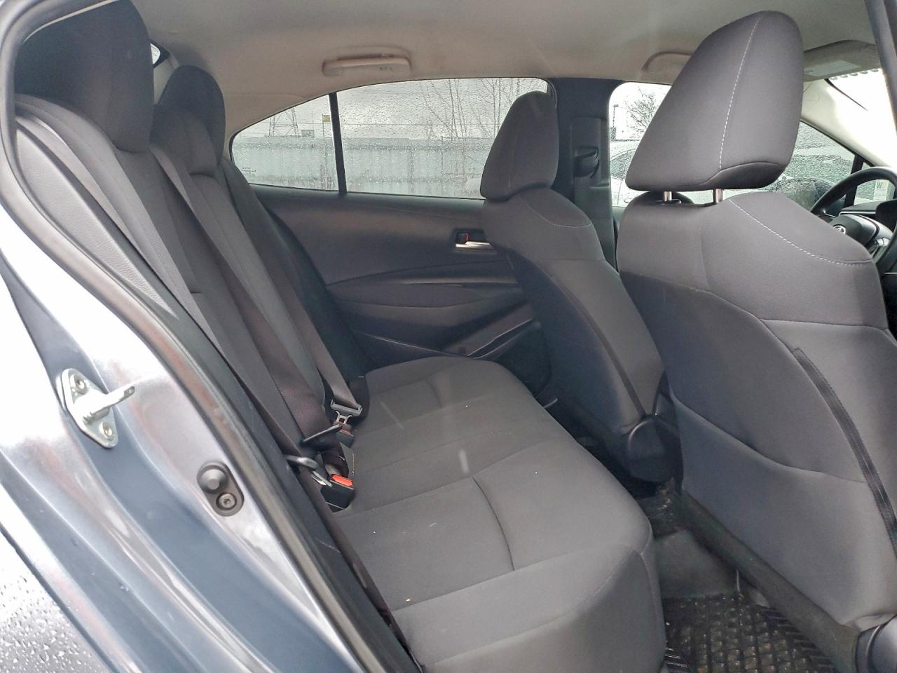 2020 TOYOTA COROLLA LE photo 19